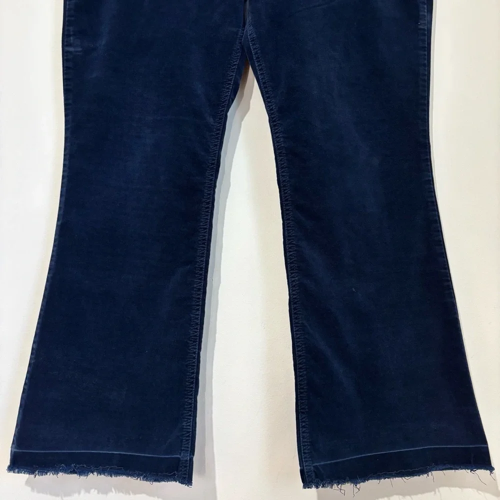 Vintage Eddie Bauer Cowgirl 16 High Rise Navy Raw Hem Flare Leg Corduroy Pants
